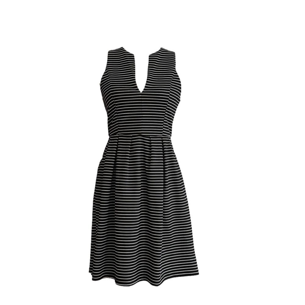 Mi Ami Black White Stripe Sleeveless Pockets Dress Size Medium NEW